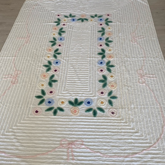 Vintage chenille bedspread, 71” x 100” twin/full - Picture 1 of 5
